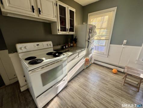 130 Norwood Avenue New London CT 06320