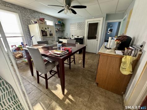 130 Norwood Avenue New London CT 06320