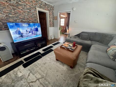 130 Norwood Avenue New London CT 06320