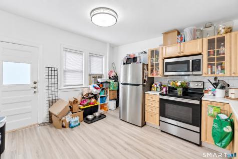28 Ocean Avenue New London CT 06320