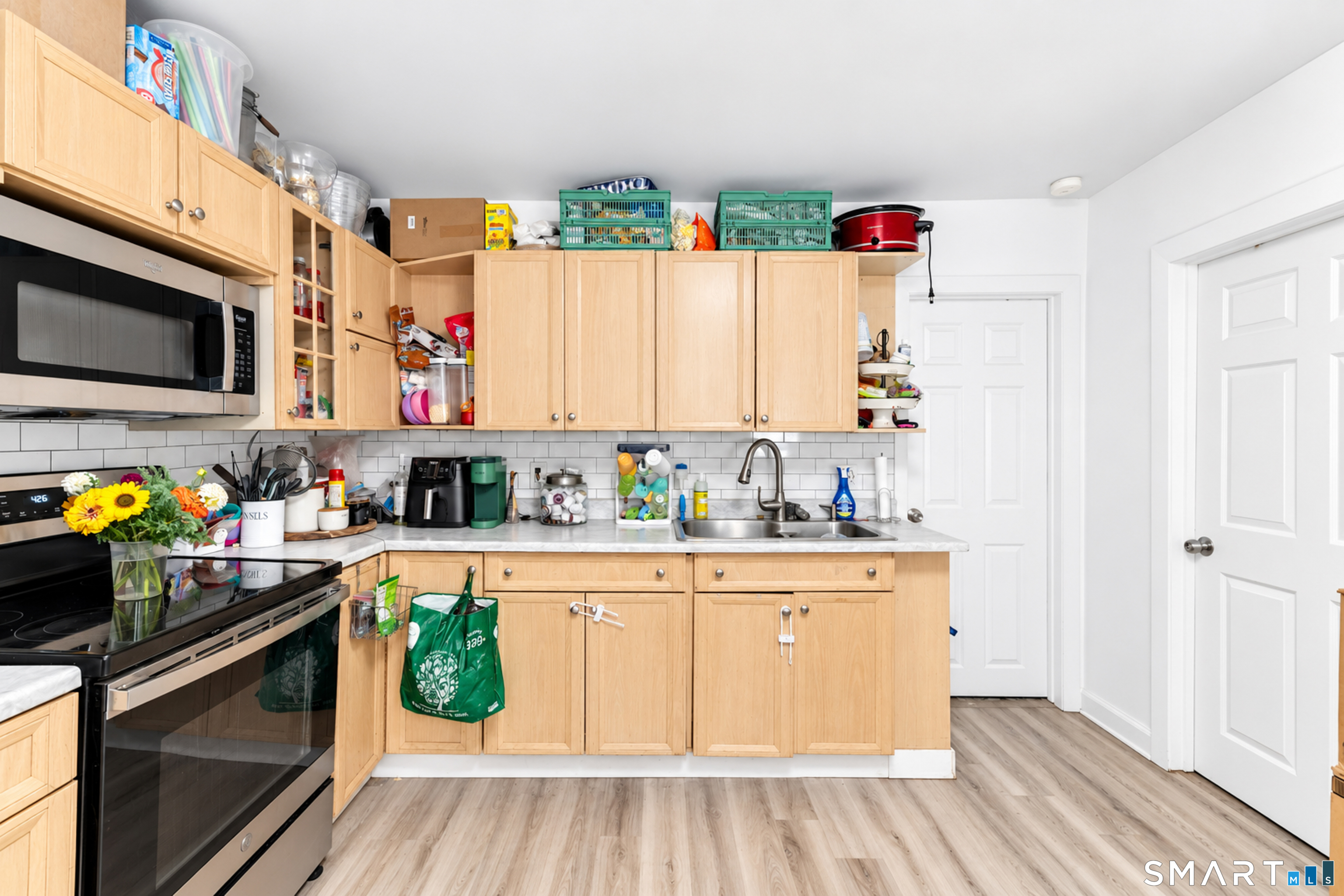 28 Ocean Avenue New London CT 06320
