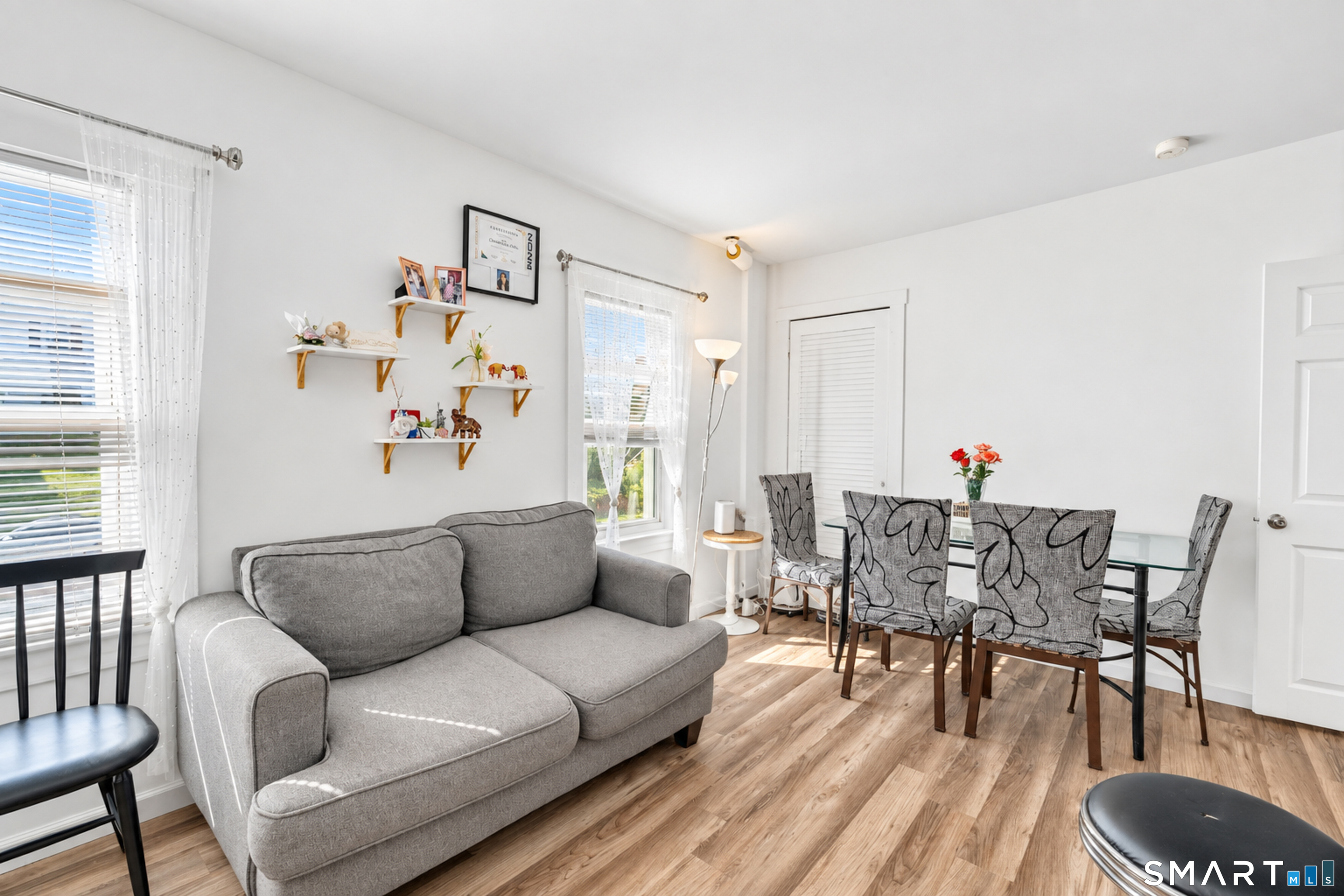 28 Ocean Avenue New London CT 06320