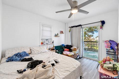 28 Ocean Avenue New London CT 06320