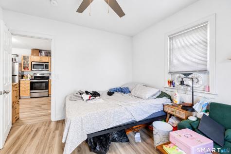 28 Ocean Avenue New London CT 06320