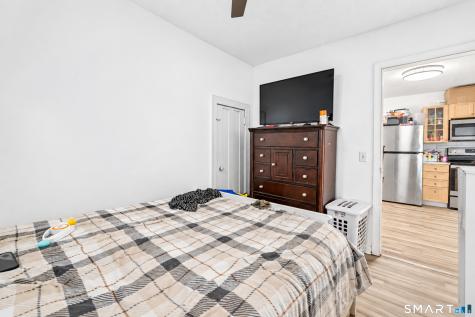 28 Ocean Avenue New London CT 06320