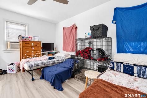 28 Ocean Avenue New London CT 06320
