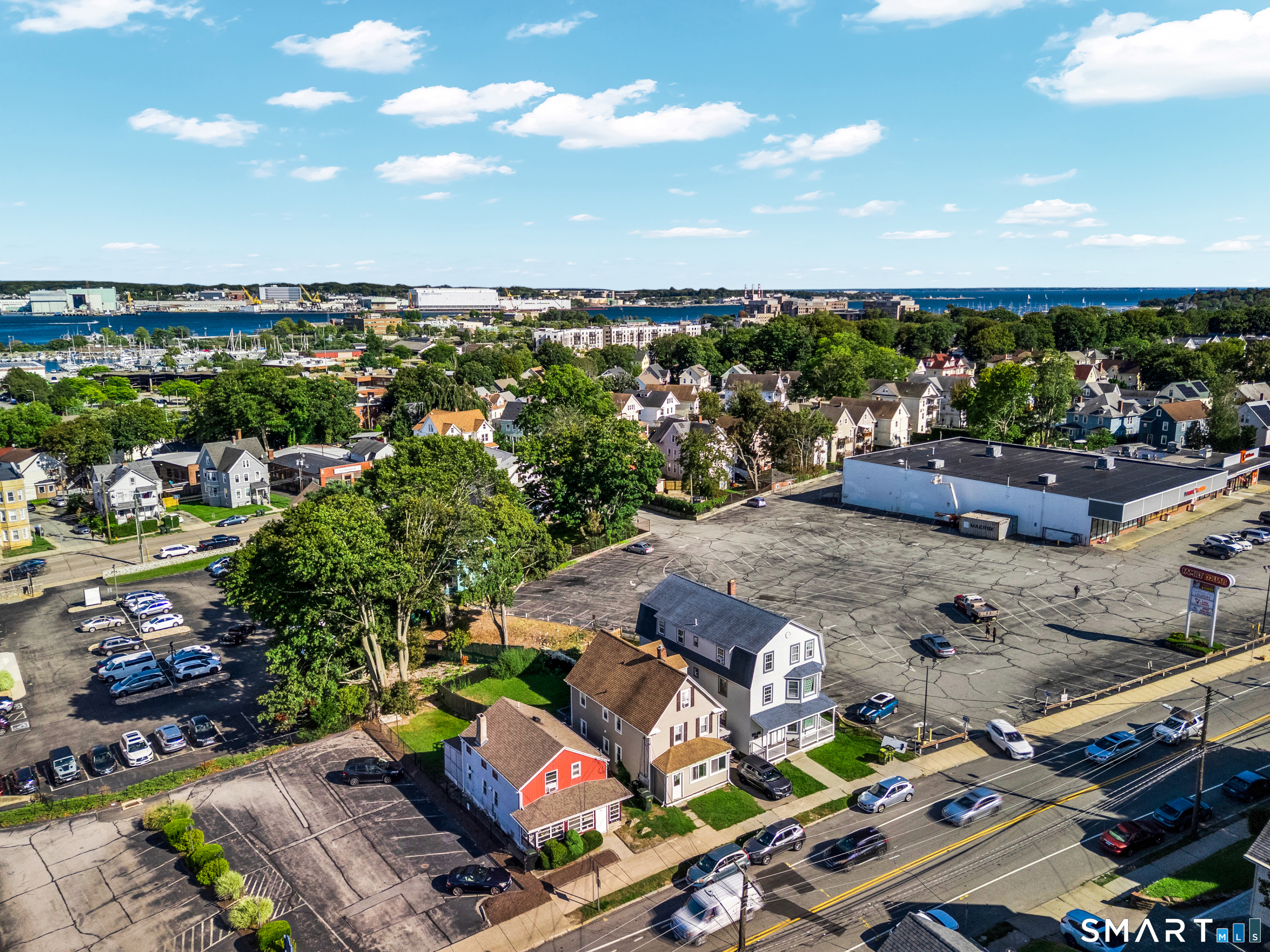 28 Ocean Avenue New London CT 06320