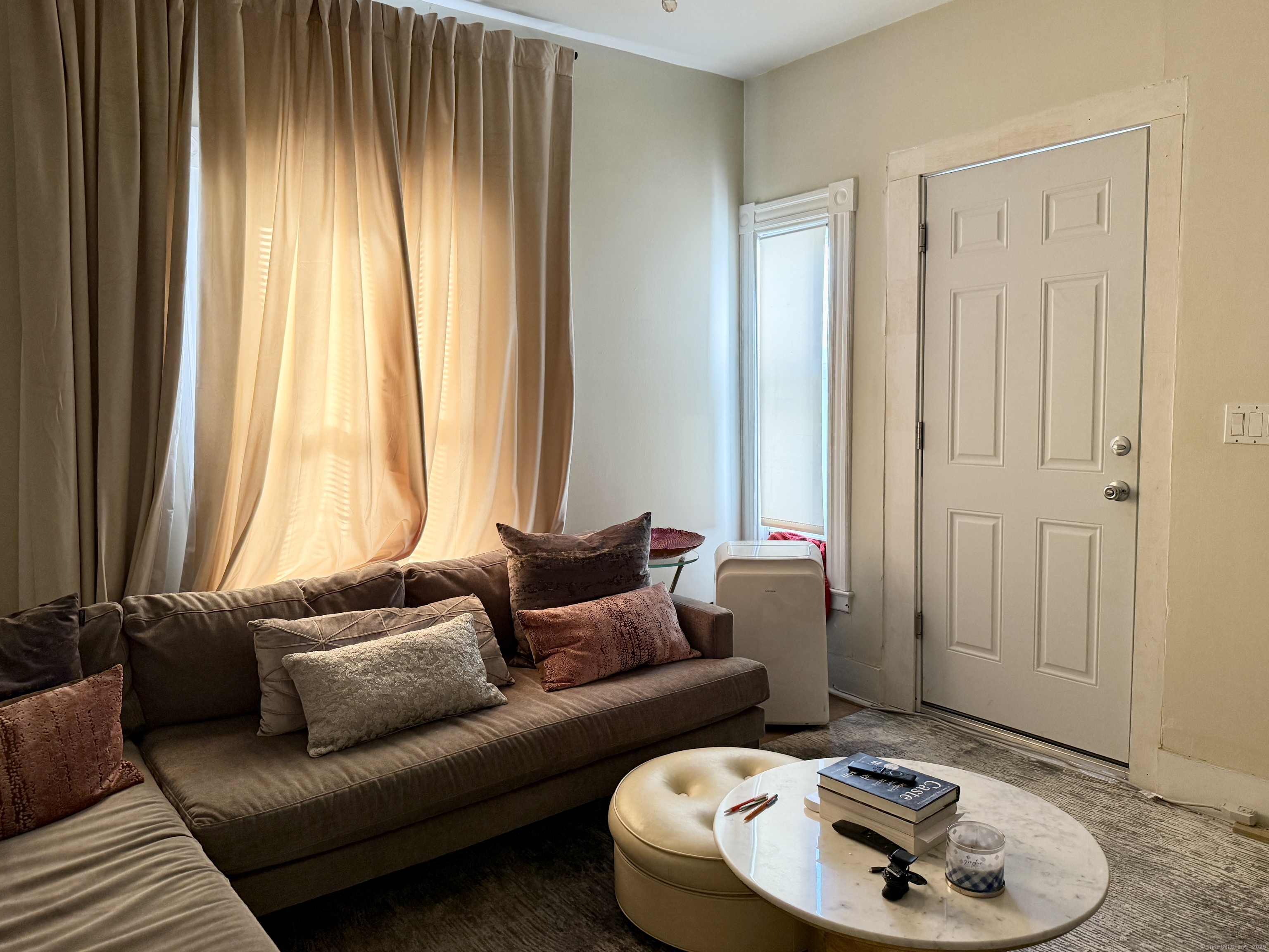 61 Central Avenue East Hartford CT 06108