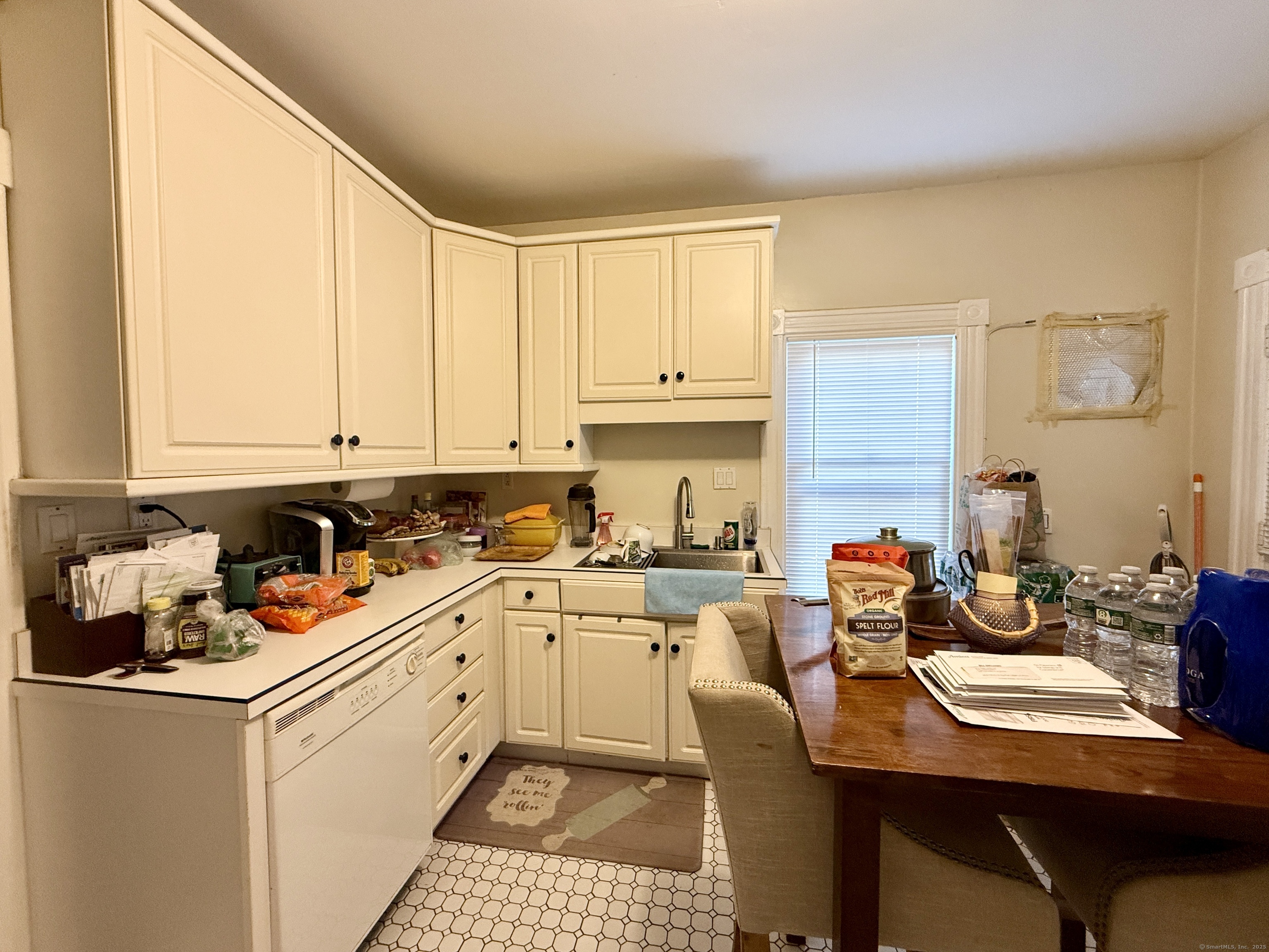 61 Central Avenue East Hartford CT 06108