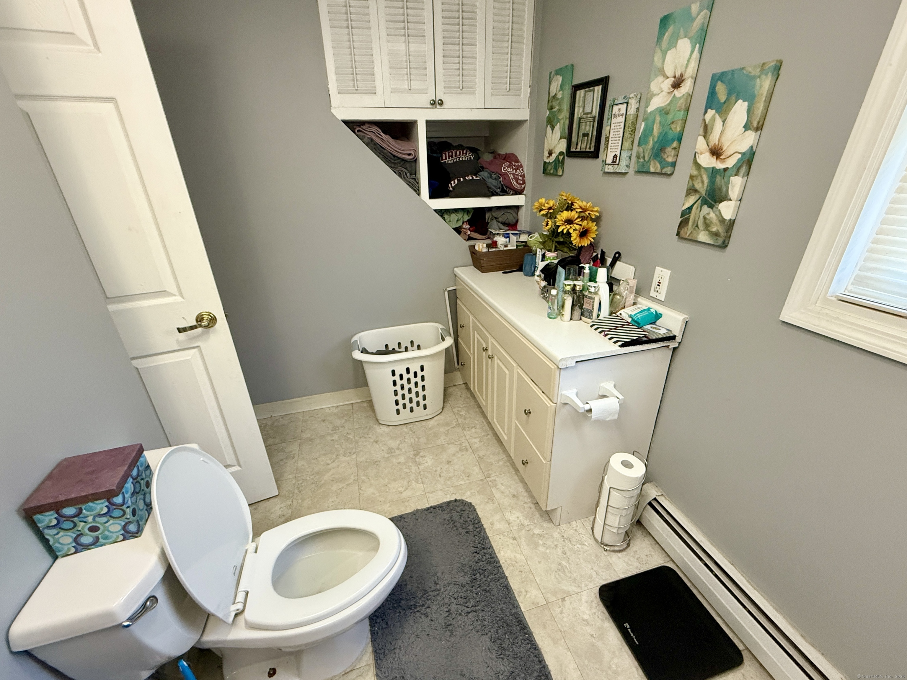 61 Central Avenue East Hartford CT 06108