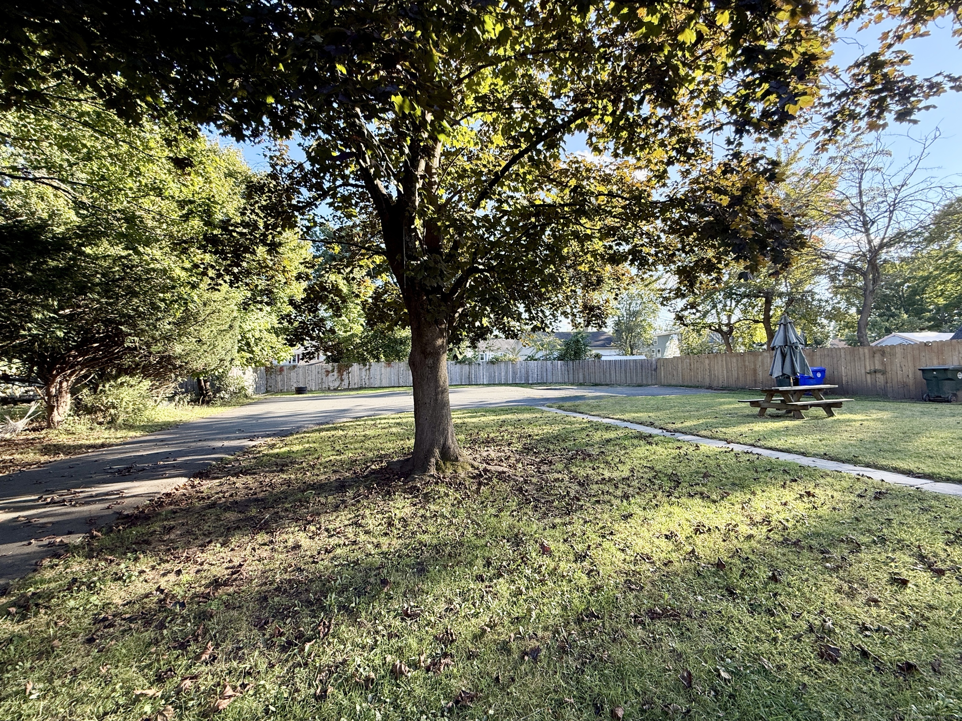 61 Central Avenue East Hartford CT 06108