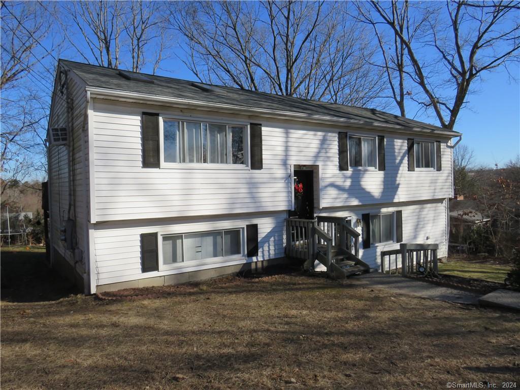 16 Pleasant View Avenue Waterbury CT 06705