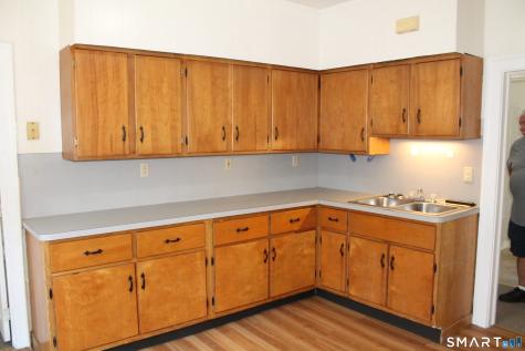 17 Akron Street Meriden CT 06450