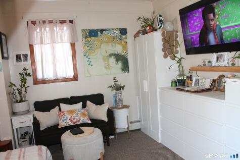 17 Akron Street Meriden CT 06450
