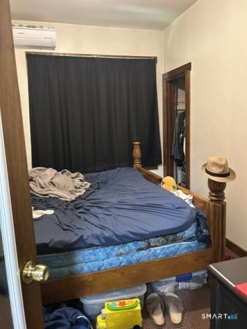 17 Akron Street Meriden CT 06450