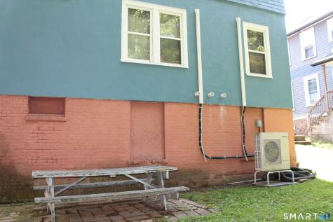 17 Akron Street Meriden CT 06450