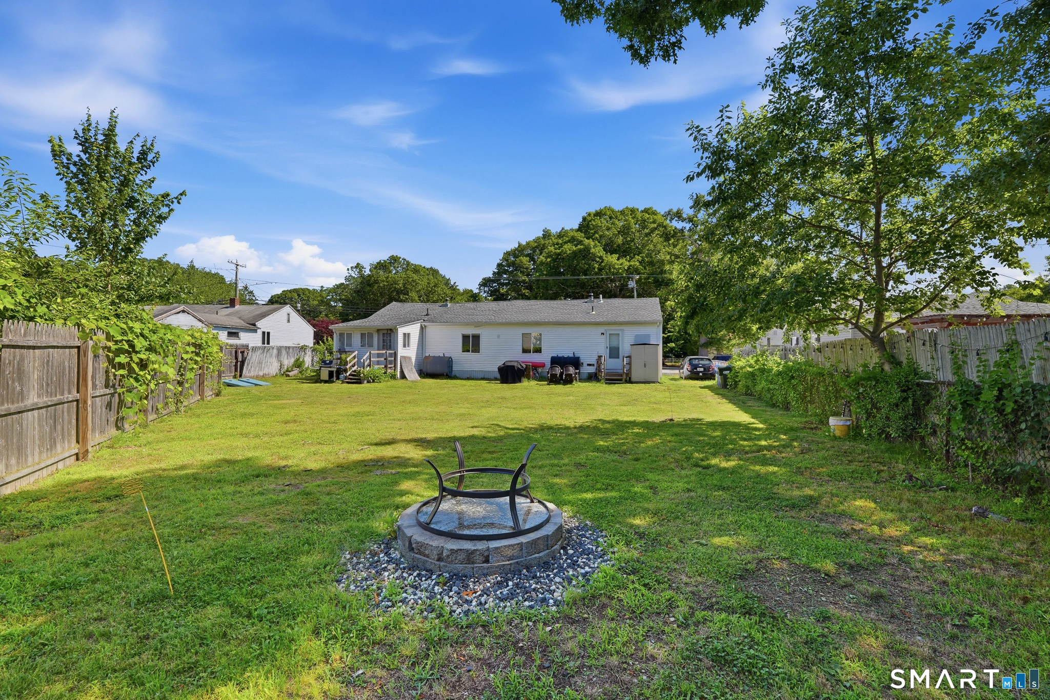 8 Midway Oval Groton CT 06340