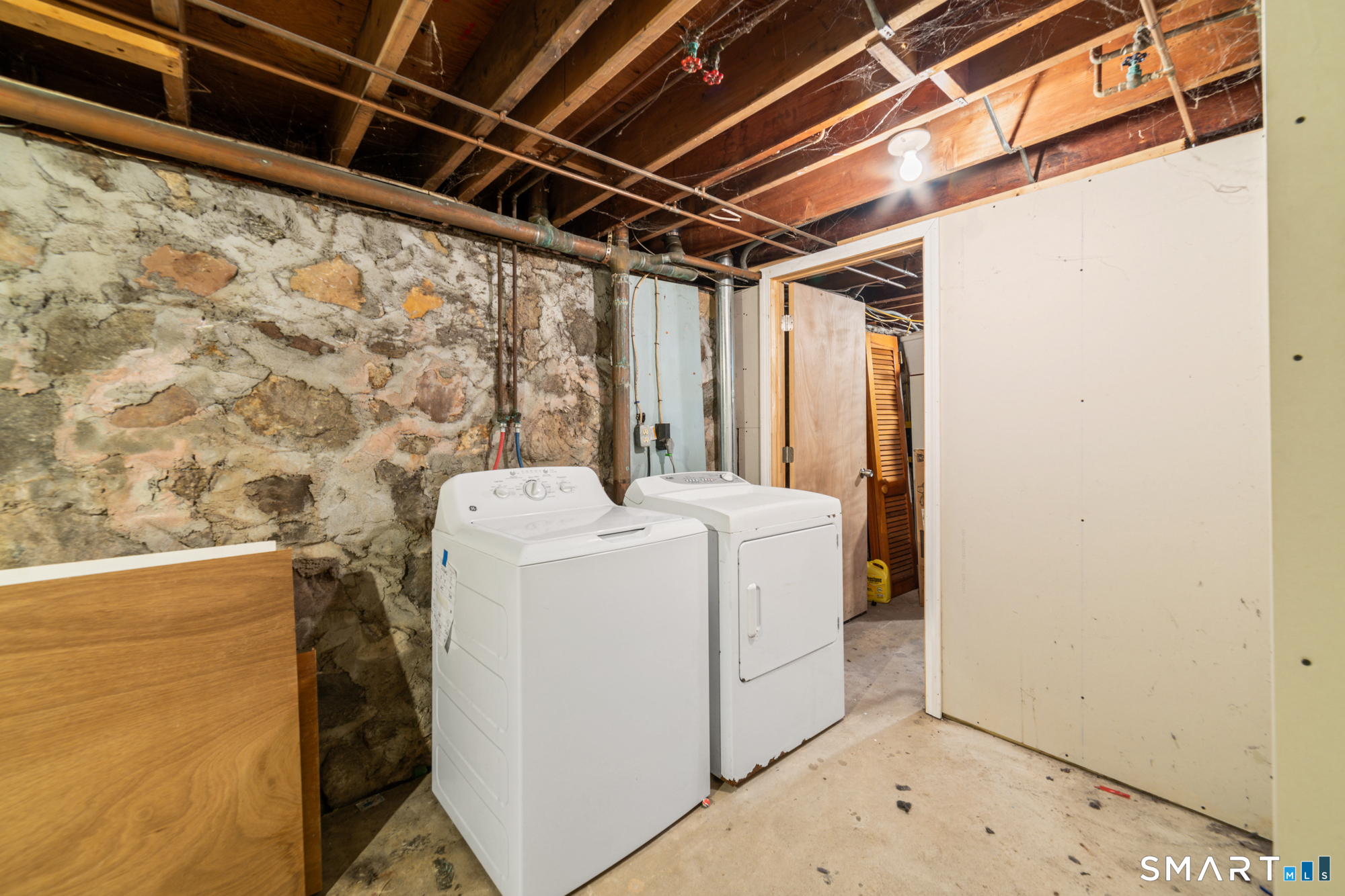 75 Lawndale Avenue Bristol CT 06010
