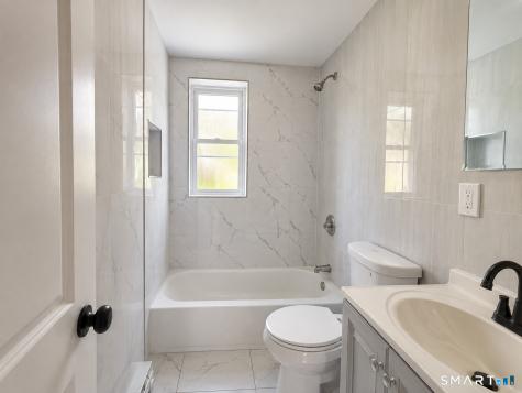 10 Edwards Street Waterbury CT 06708