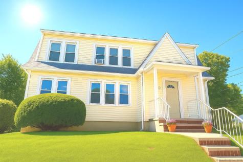 8 Smith Street Danbury CT 06810