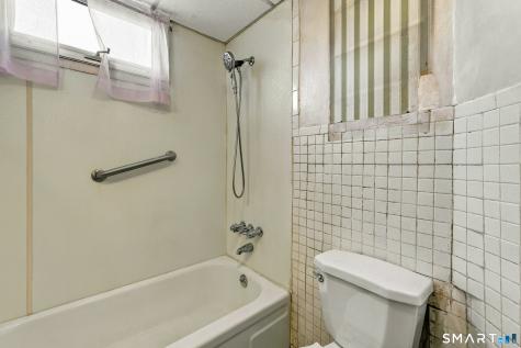 22 Harriet Avenue Waterbury CT 06708