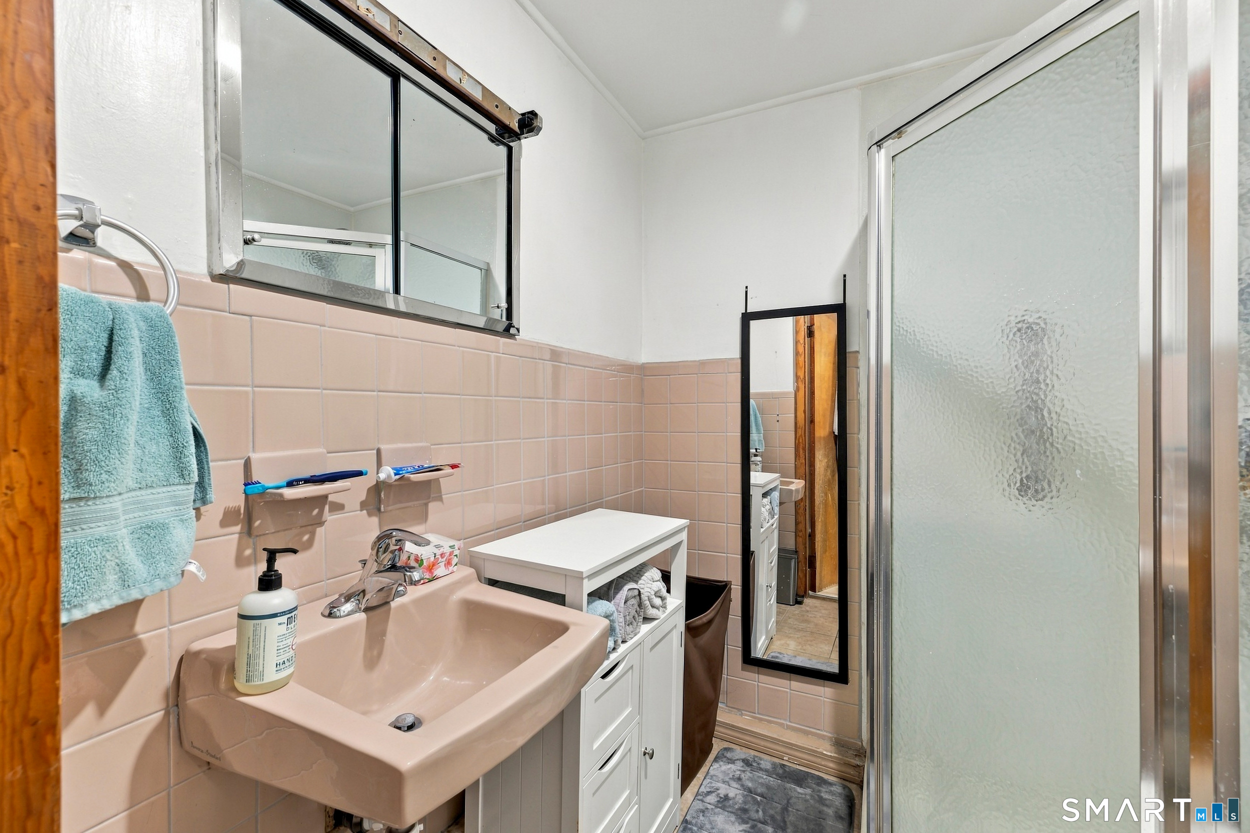 22 Harriet Avenue Waterbury CT 06708