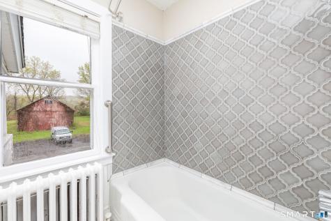 257 Tunxis Avenue Bloomfield CT 06002