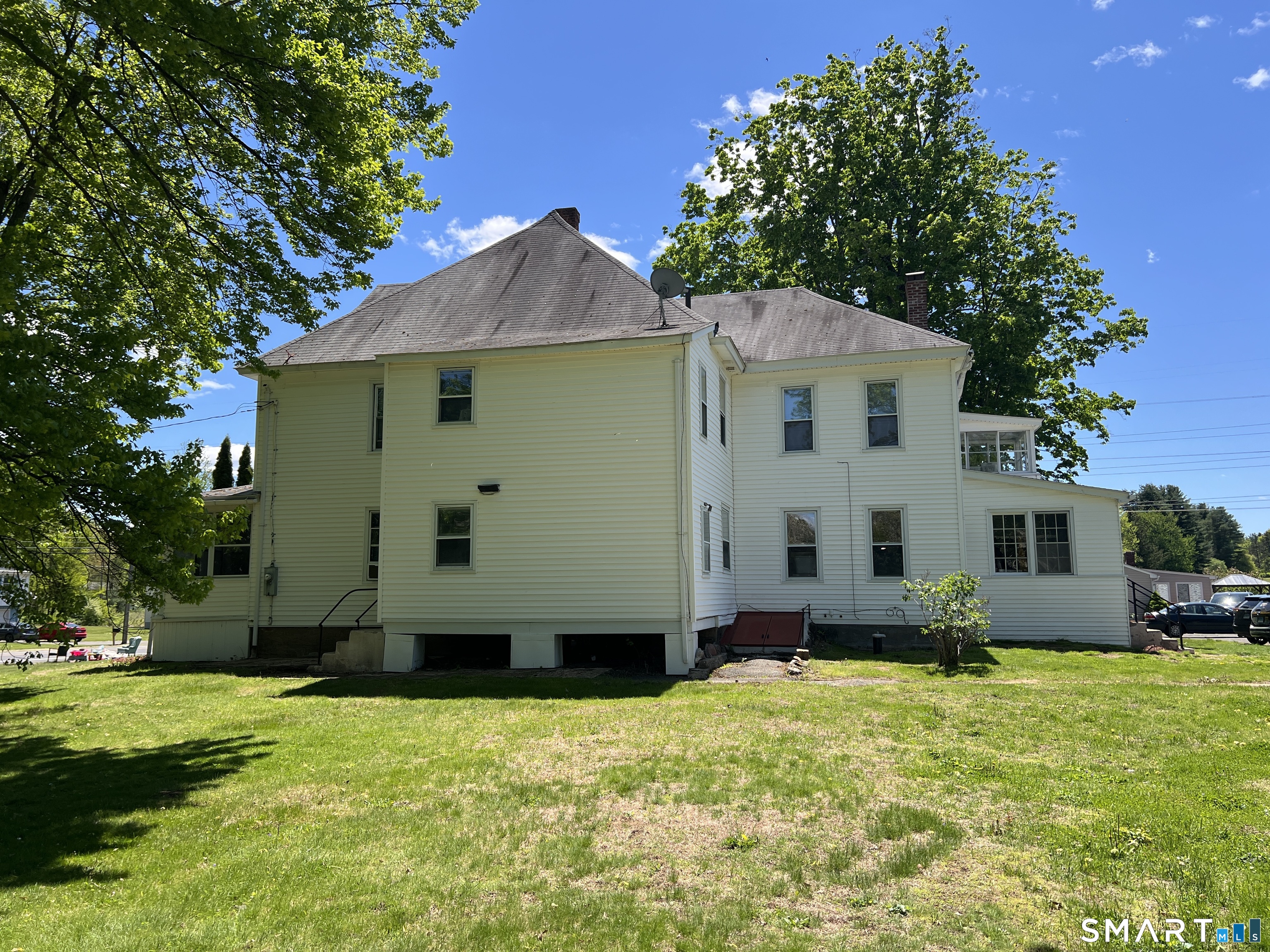 257 Tunxis Avenue Bloomfield CT 06002