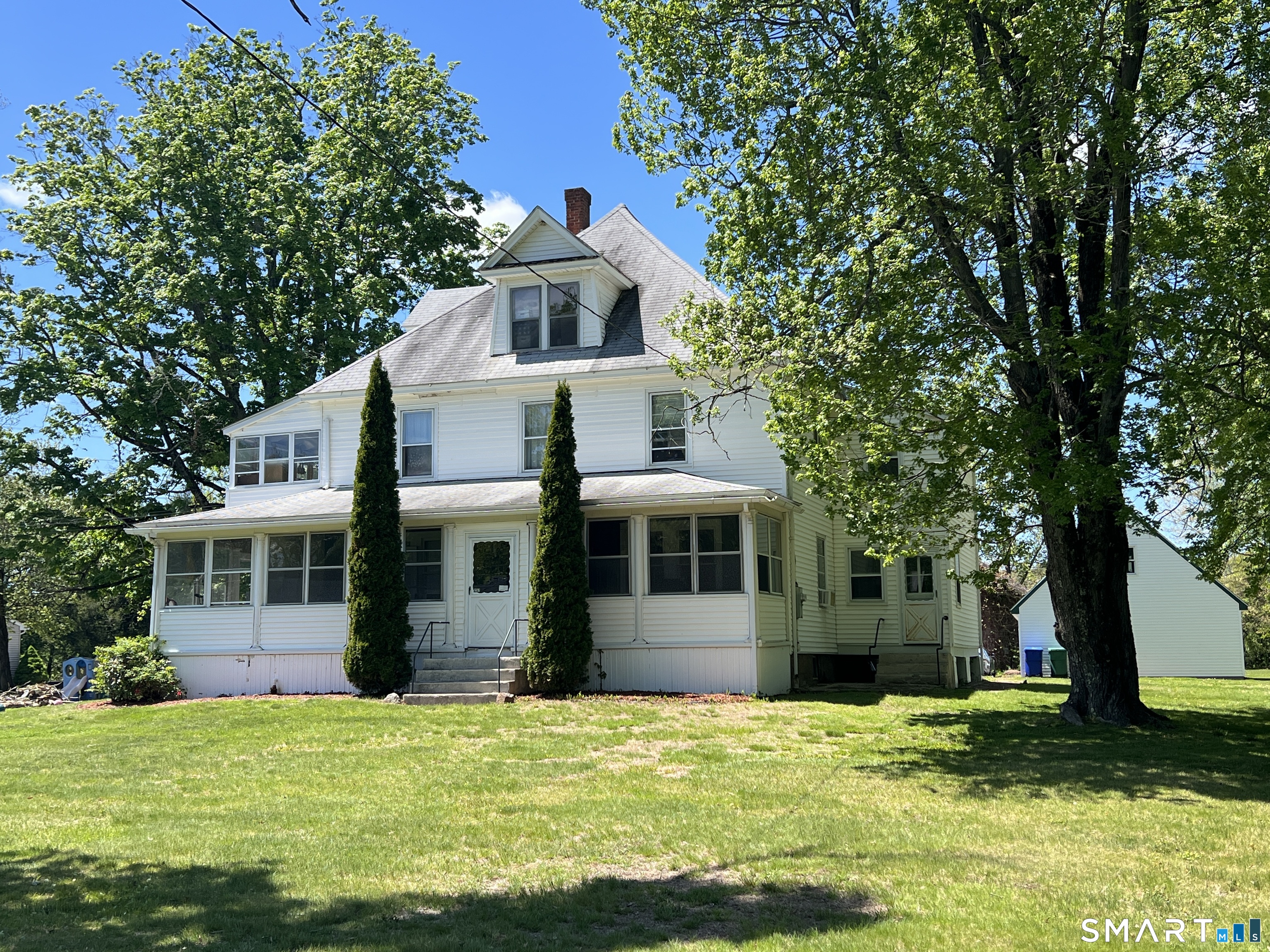 257 Tunxis Avenue Bloomfield CT 06002