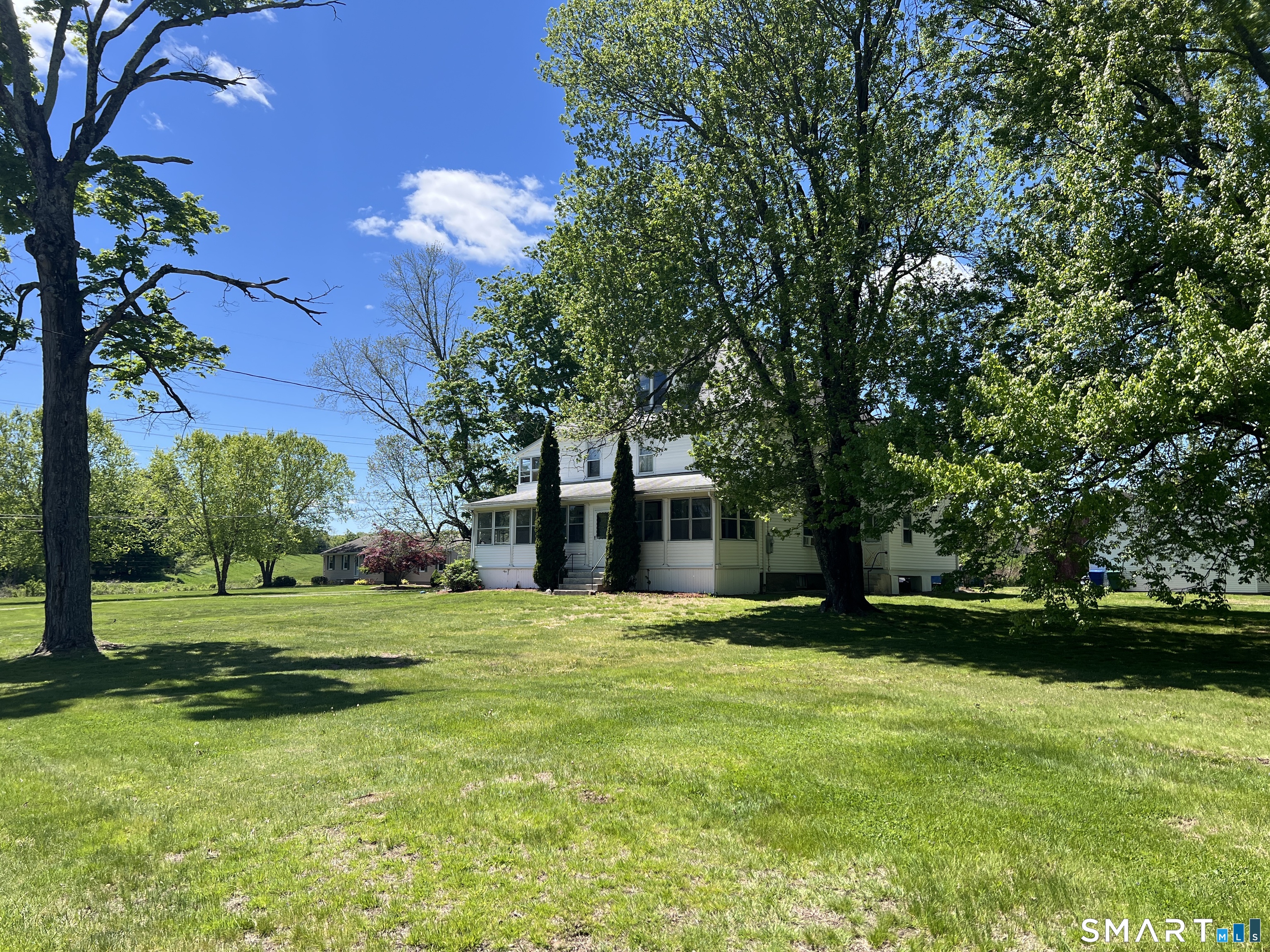 257 Tunxis Avenue Bloomfield CT 06002