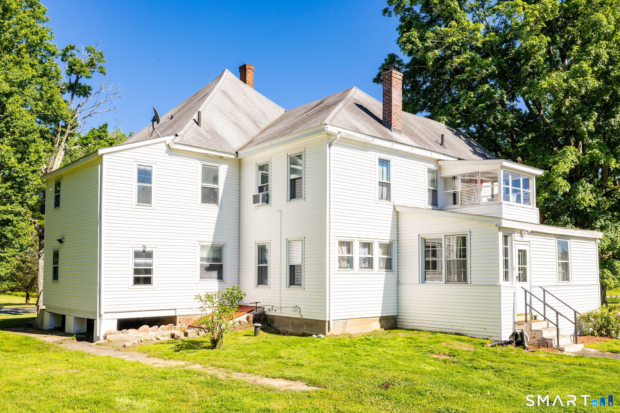 257 Tunxis Avenue Bloomfield CT 06002
