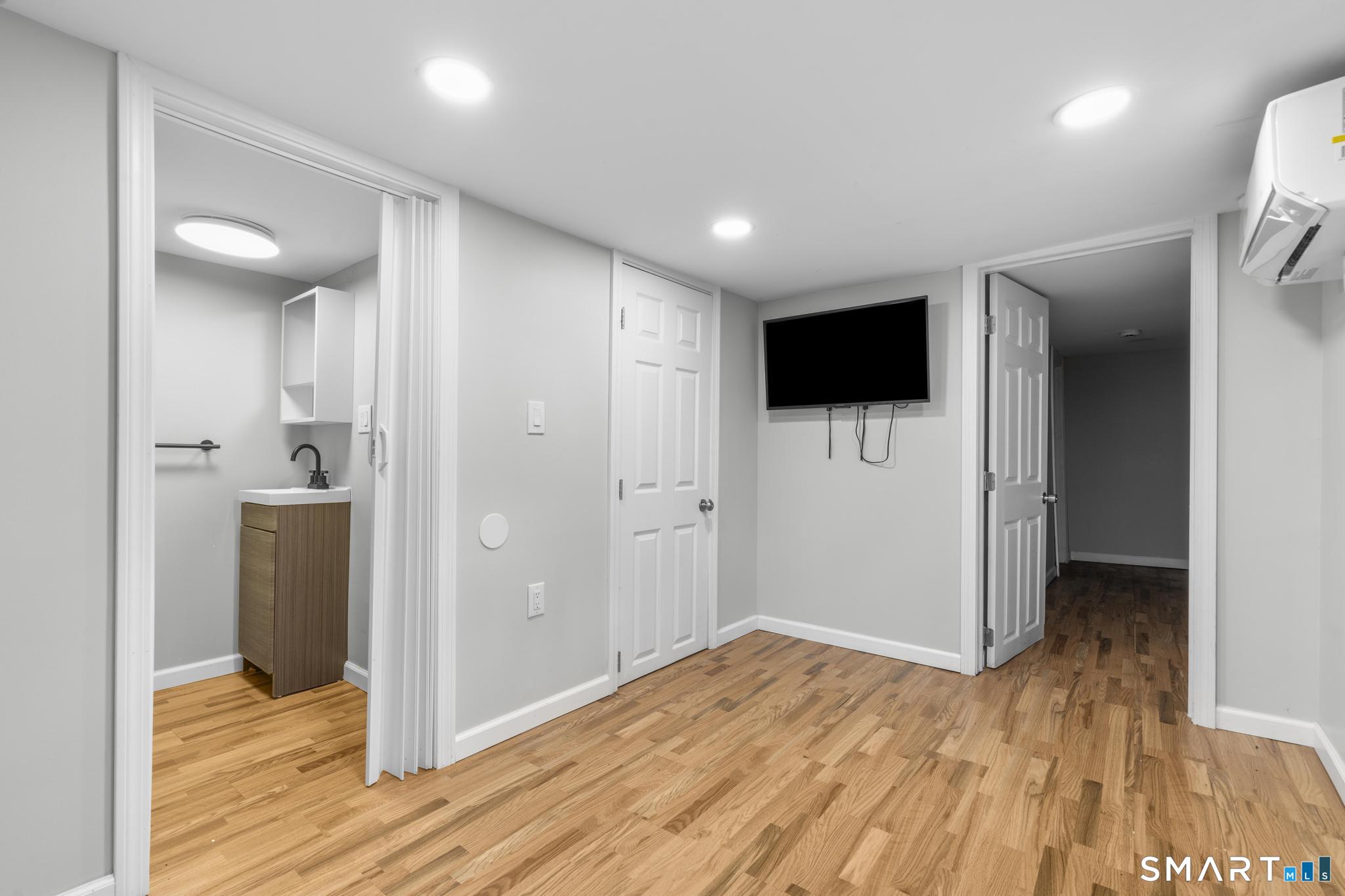 88 Daggett Street New Haven CT 06519