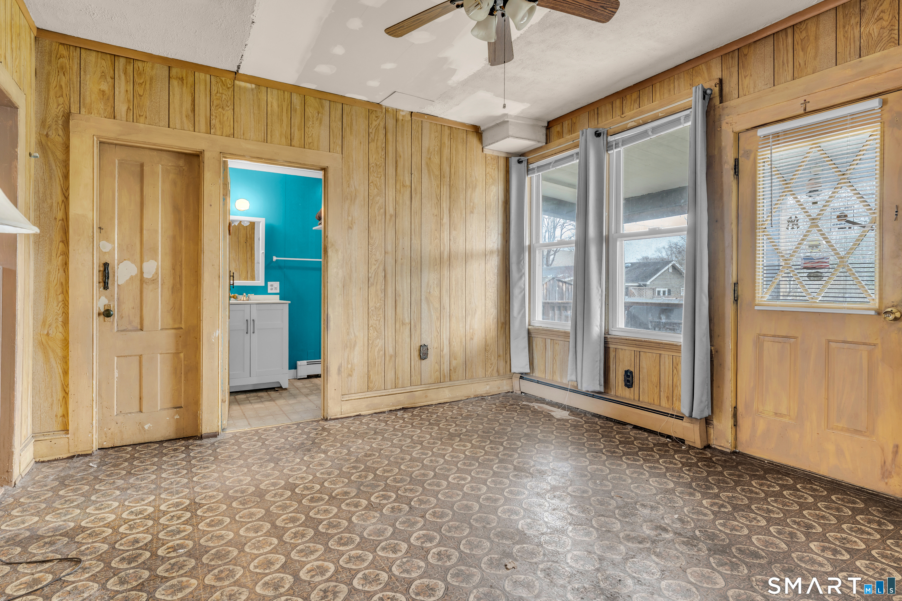 21 North Washington Avenue East Lyme CT 06357