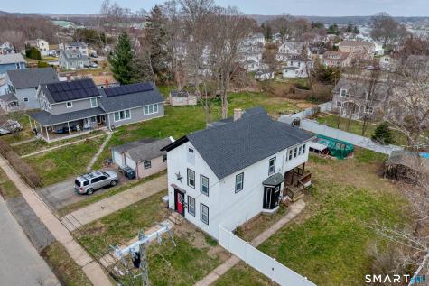 21 North Washington Avenue East Lyme CT 06357