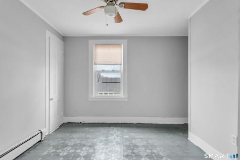 21 North Washington Avenue East Lyme CT 06357
