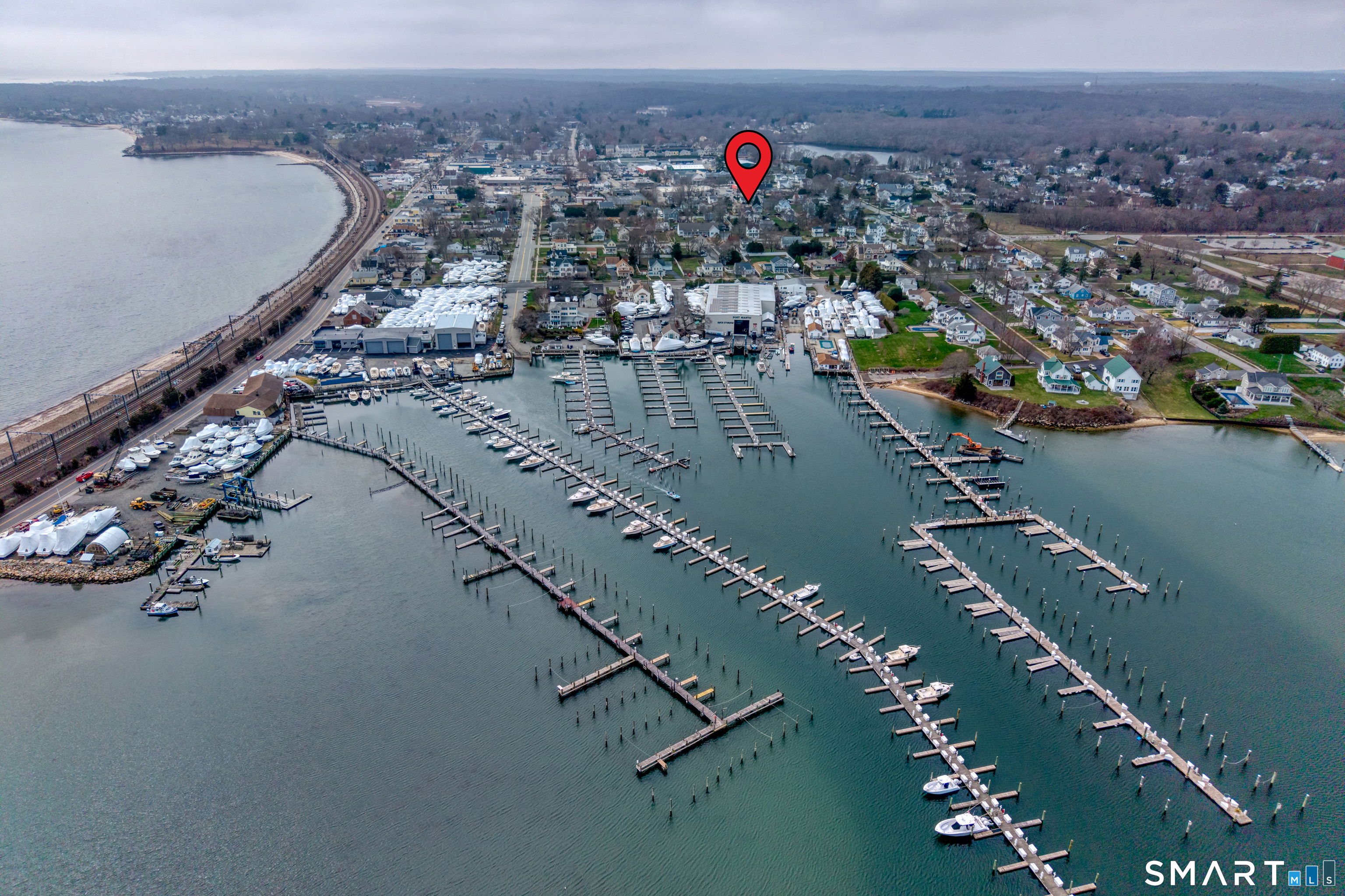 21 North Washington Avenue East Lyme CT 06357