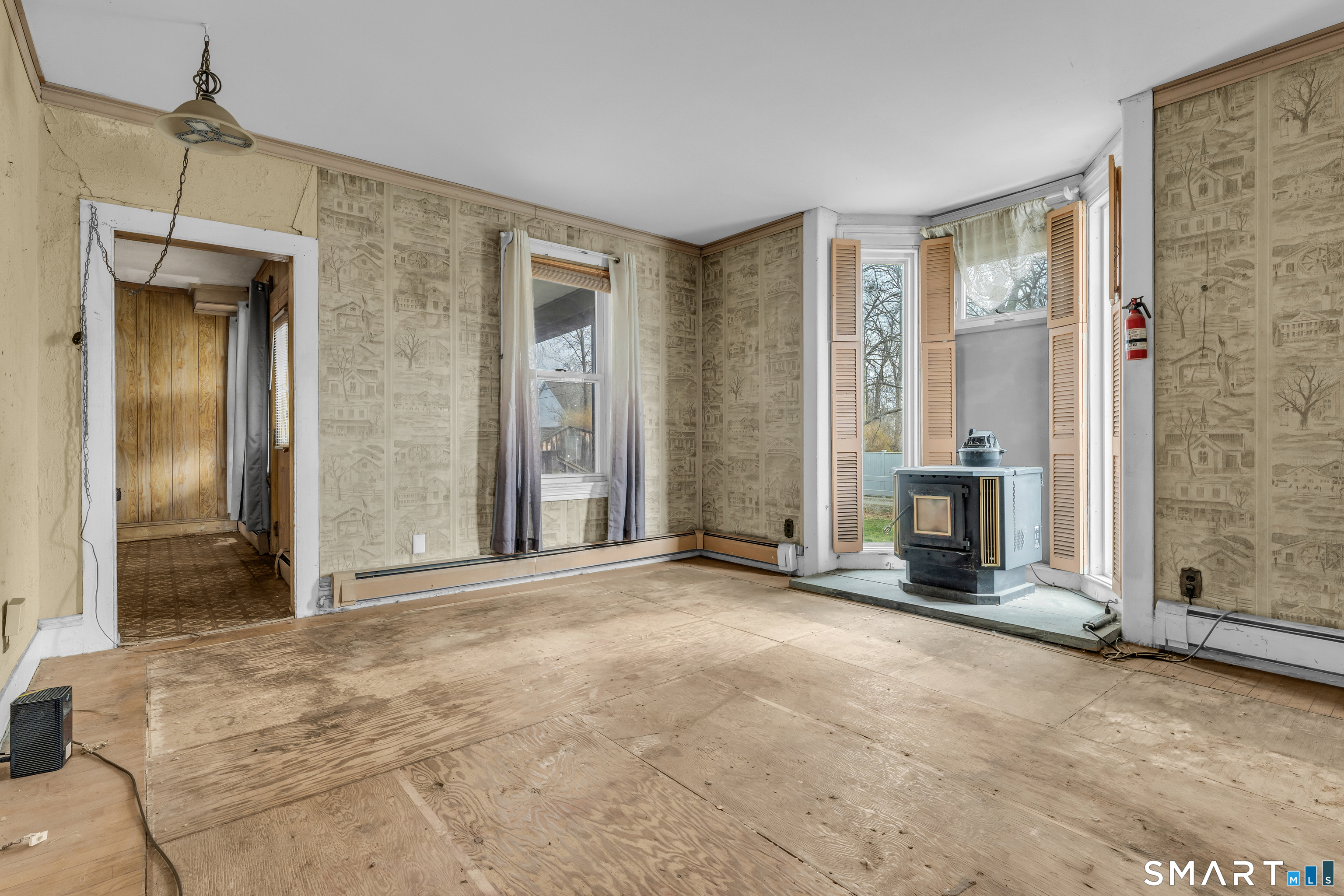 21 North Washington Avenue East Lyme CT 06357