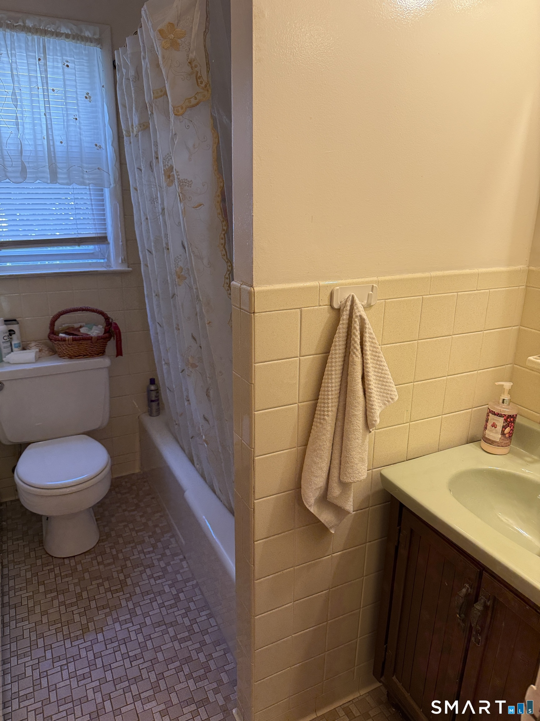 29 Cowan Avenue Stamford CT 06906