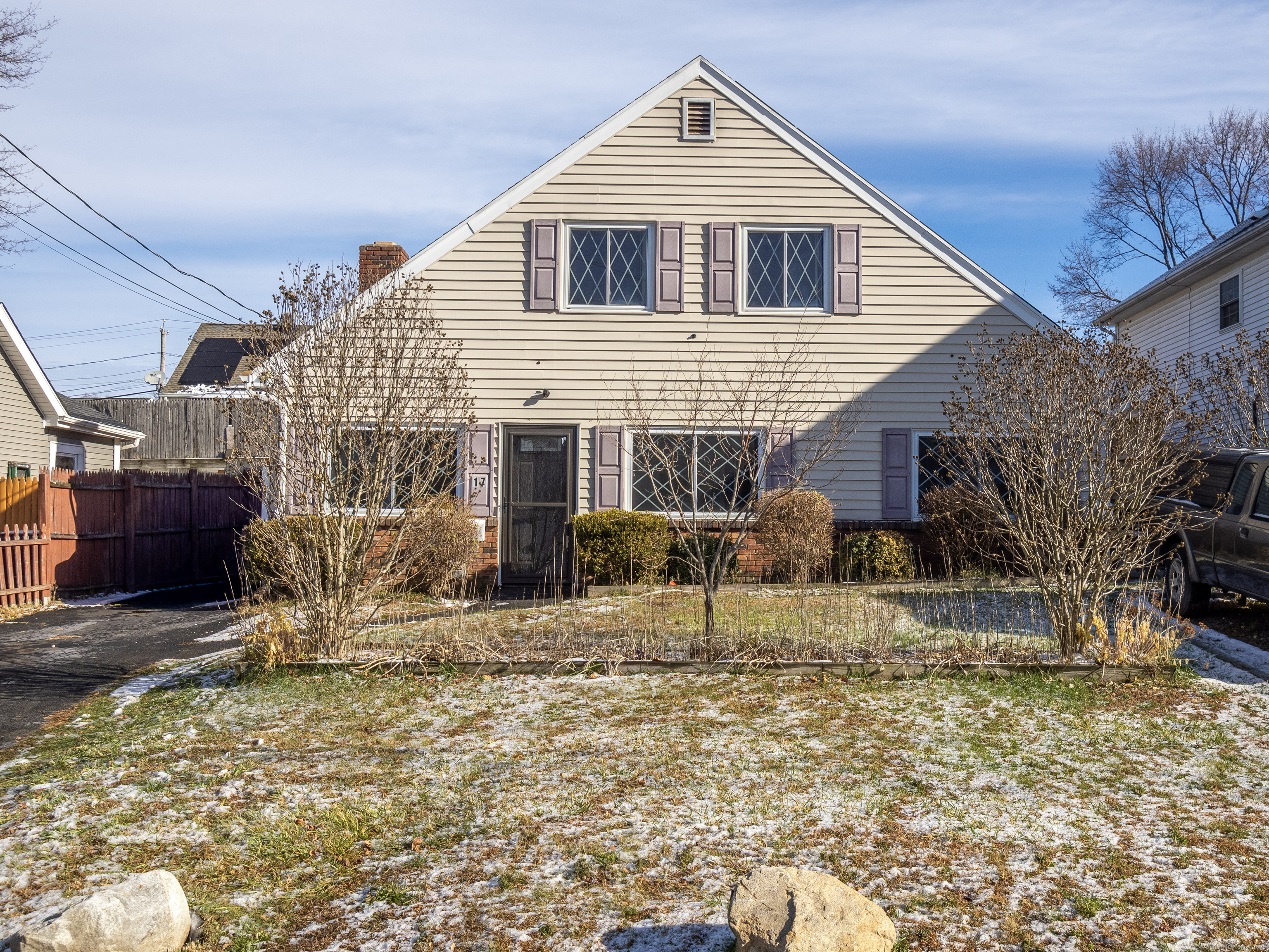17 Bergh Street Danbury CT 06810