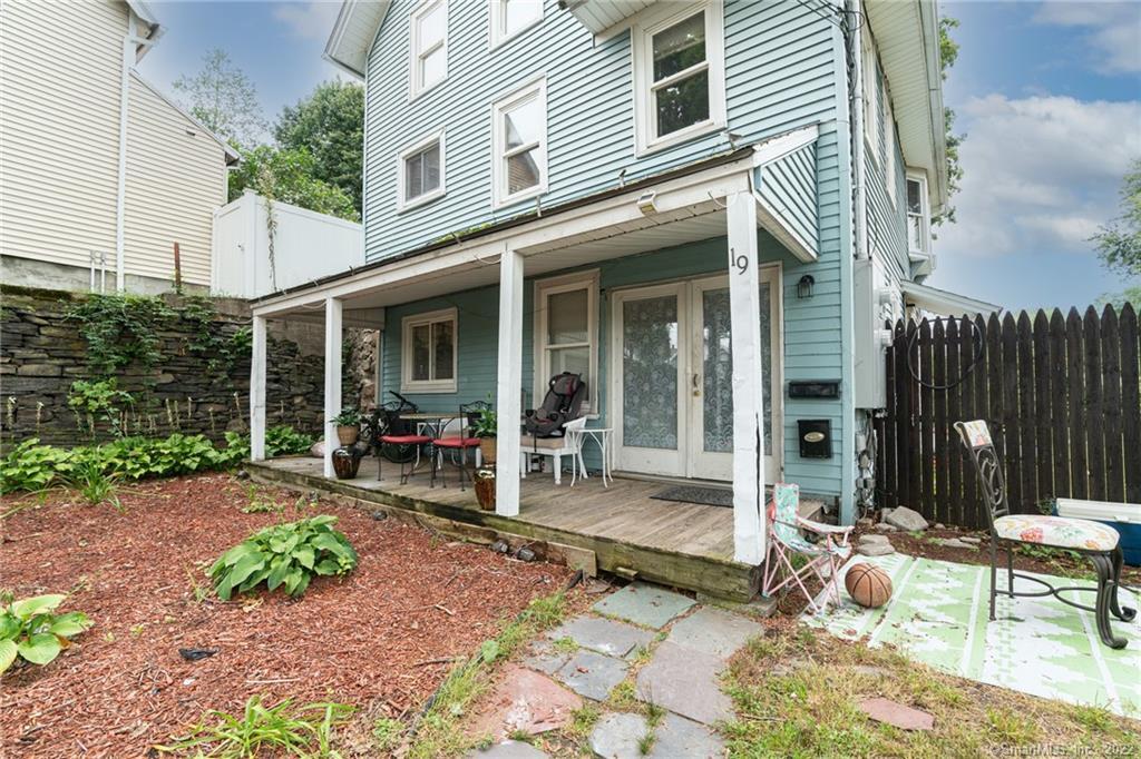 19 Henry Street Bristol CT 06010