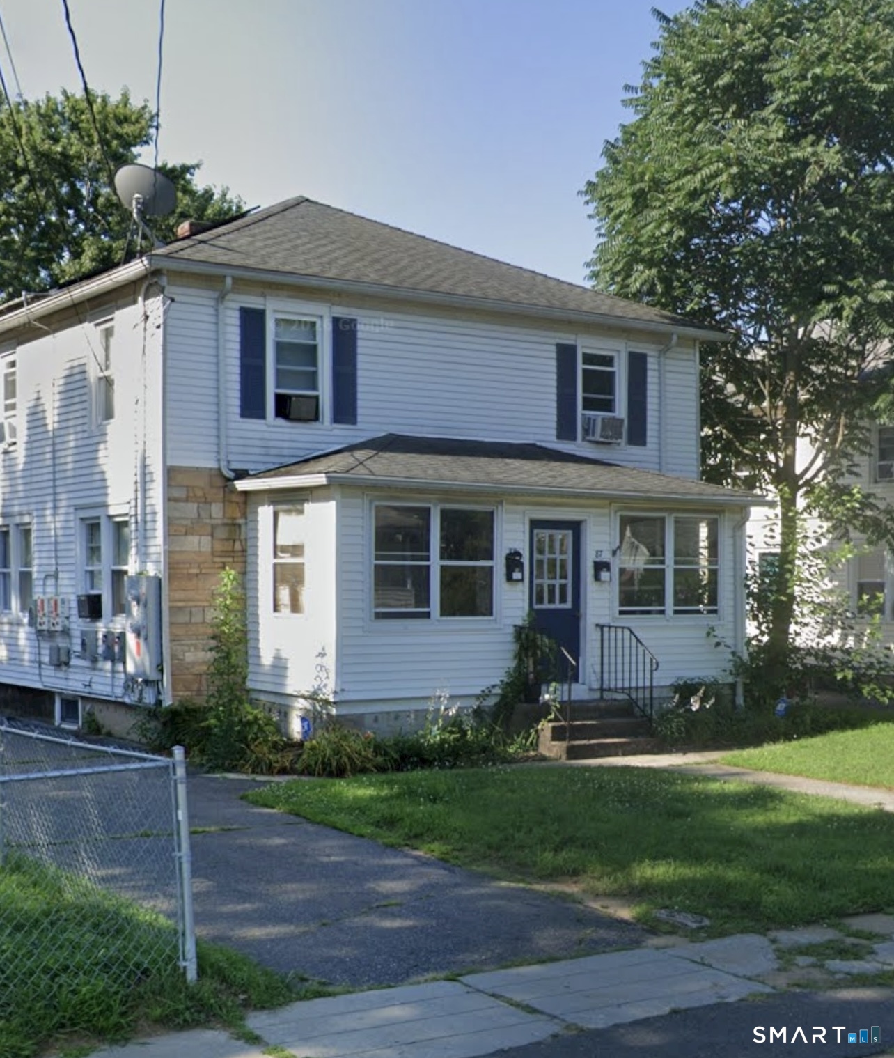 East Hartford CT, 87-89 Sisson Street