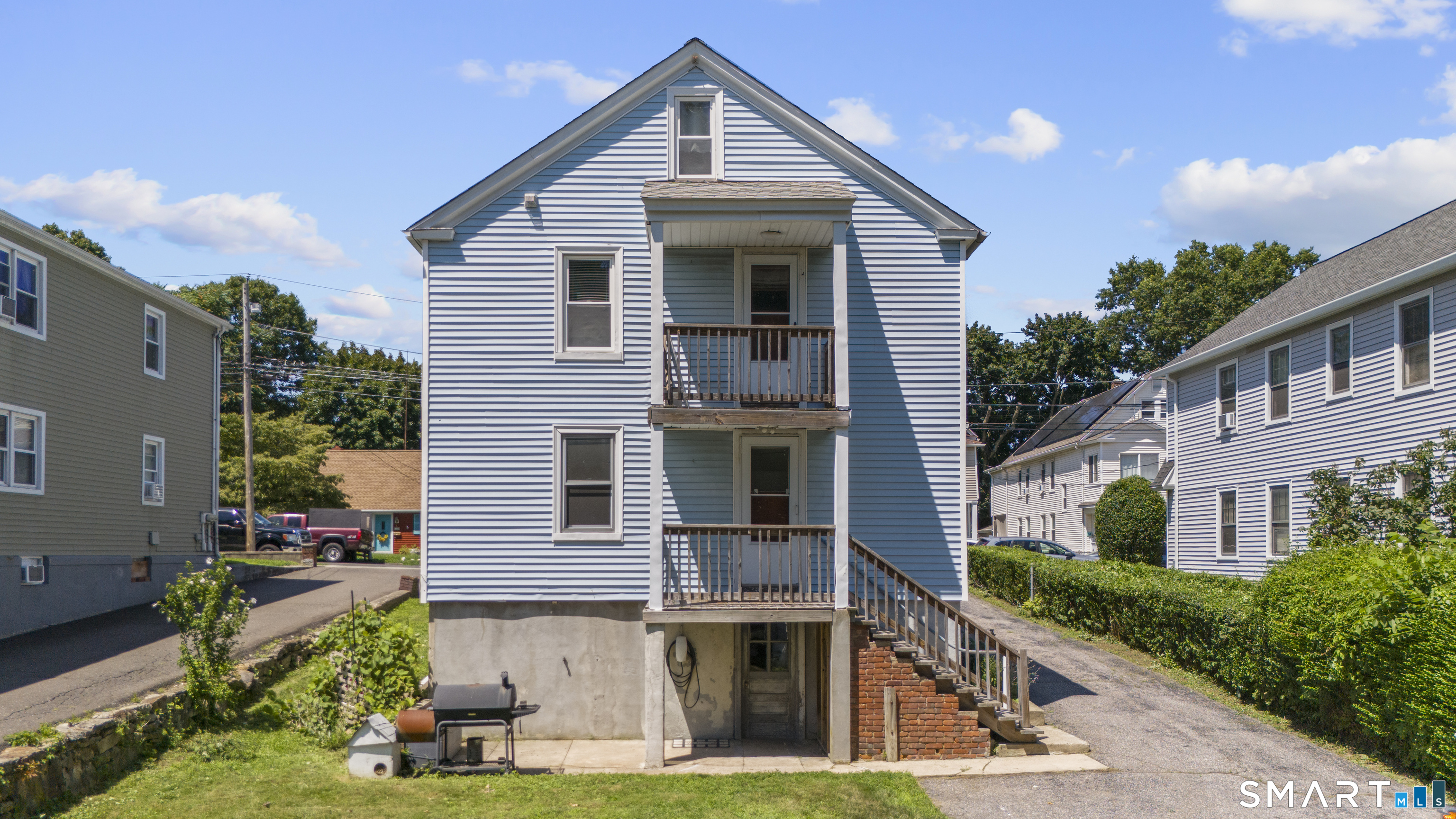 95-97 Englewood Avenue Bridgeport CT 06606