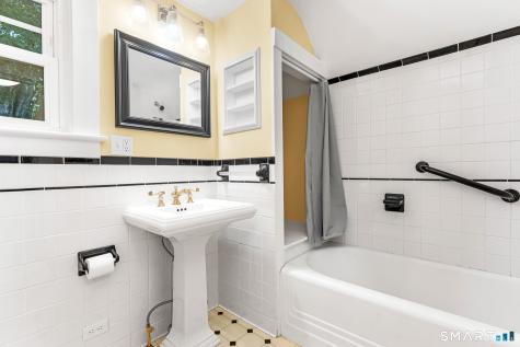 587 Taugwonk Road Stonington CT 06378