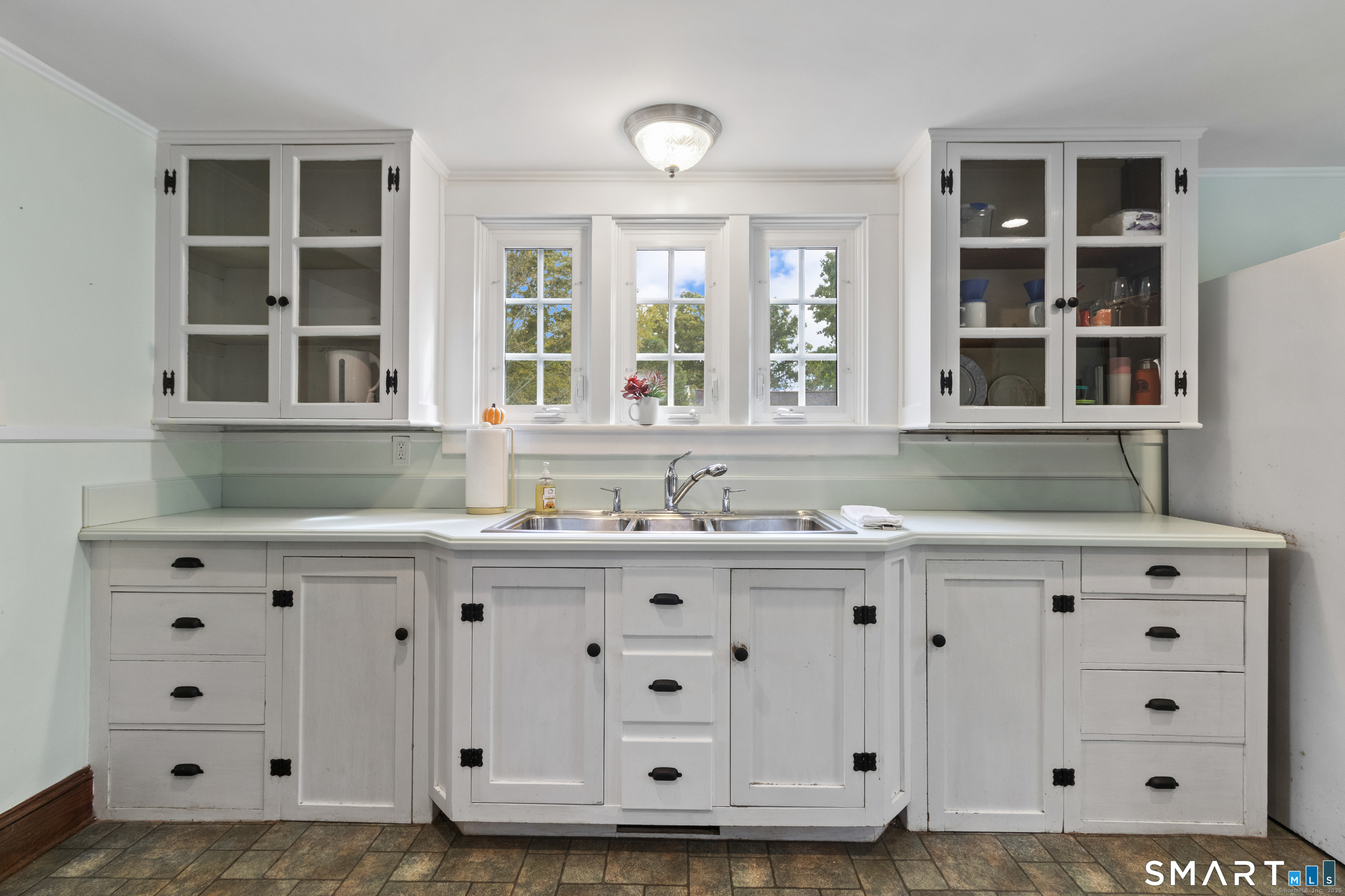 587 Taugwonk Road Stonington CT 06378