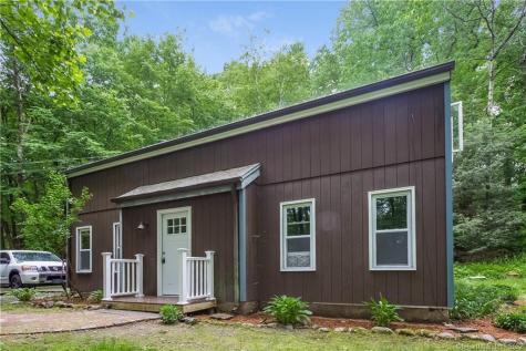 25 Judson Lane Bethlehem CT 06751