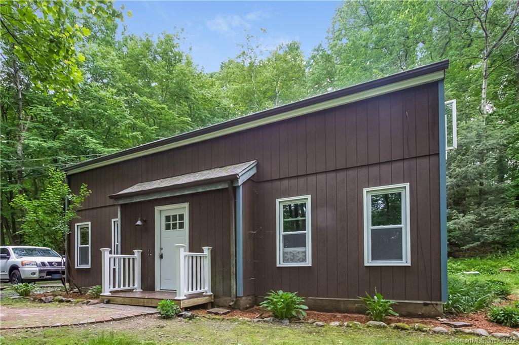 25 Judson Lane Bethlehem CT 06751