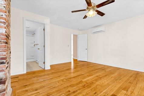 9 Brewer Street New London CT 06320