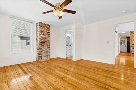 9 Brewer Street New London CT 06320