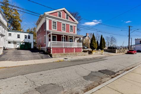 9 Brewer Street New London CT 06320