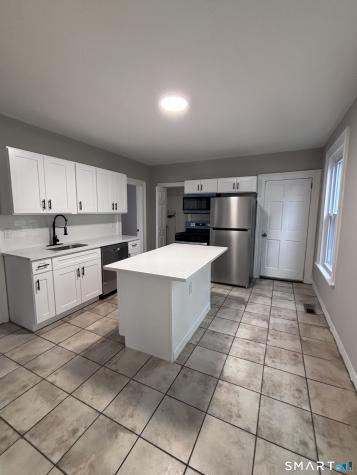 369 Poplar Street New Haven CT 06513
